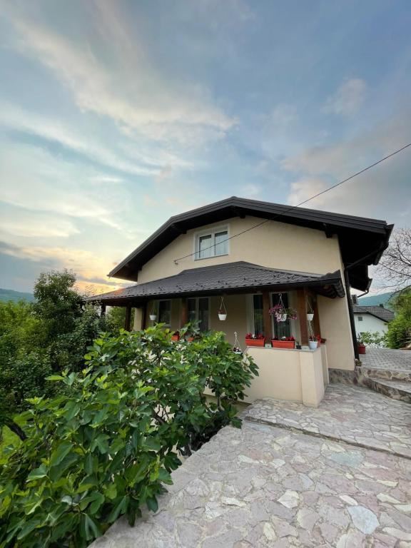 Accomodatie 6 Motoweek 2026 - Unique Una